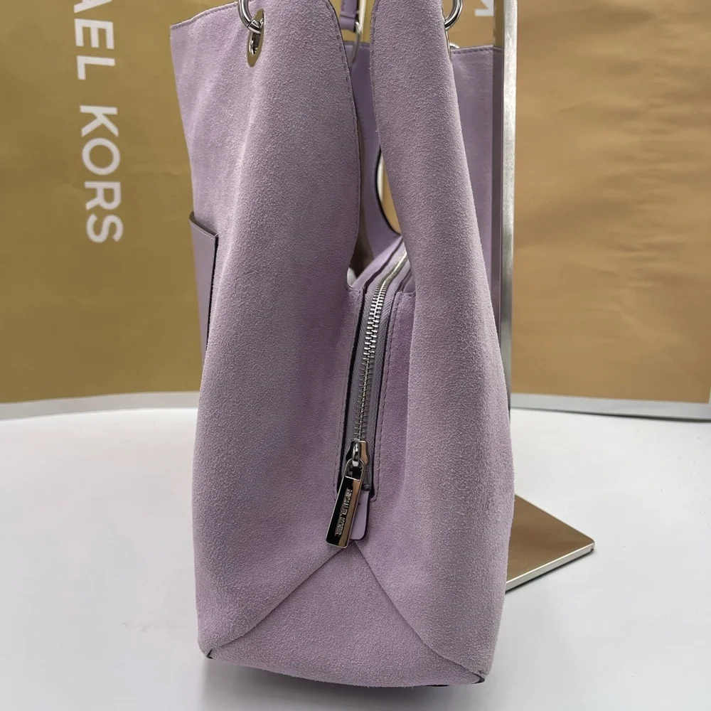 MICHAEL KORS Christina Lg Suede Triple Gasset Shoulder Tote Bg
Light Quartz 
NWT - Picture 11 of 16